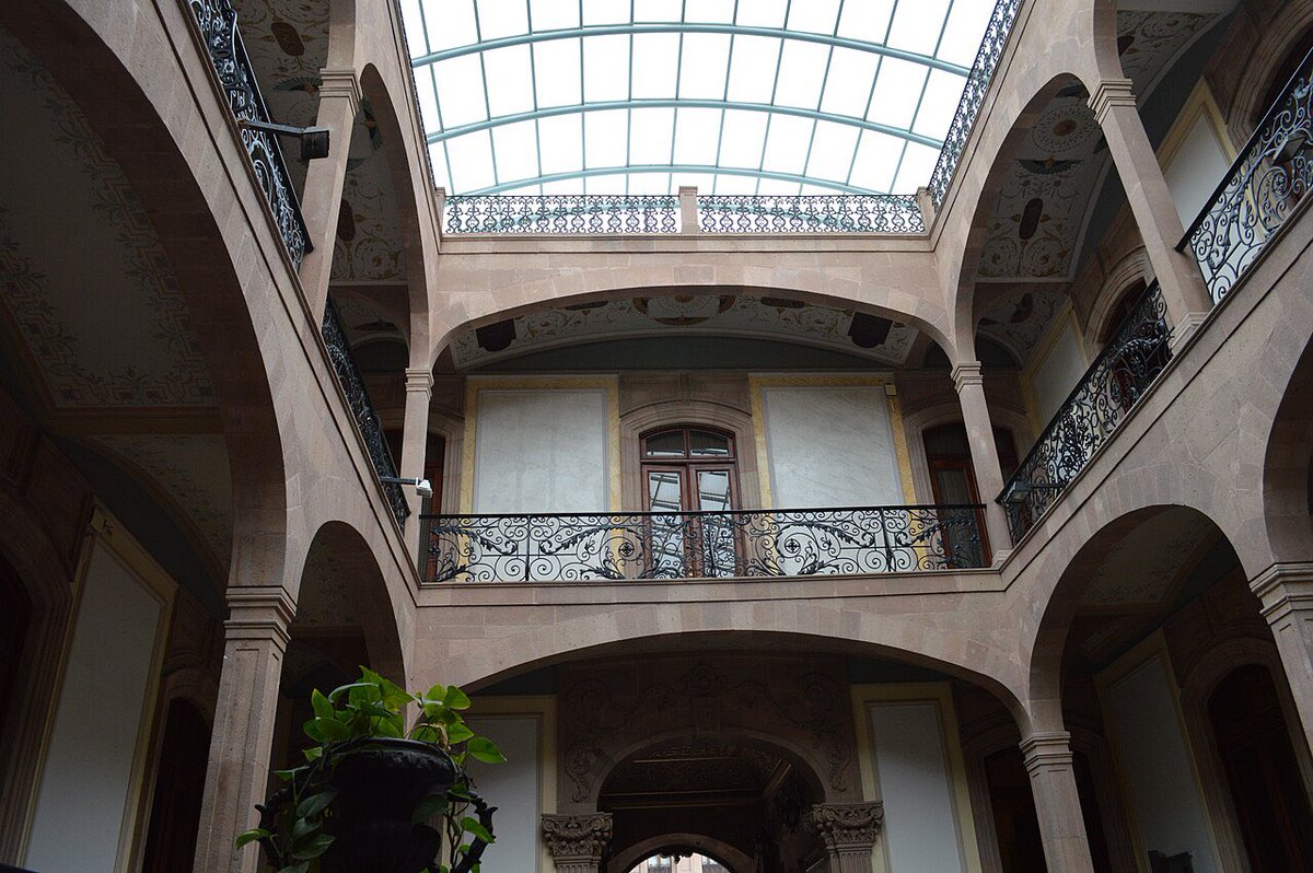 MythoSolaria🏜️ tweet media