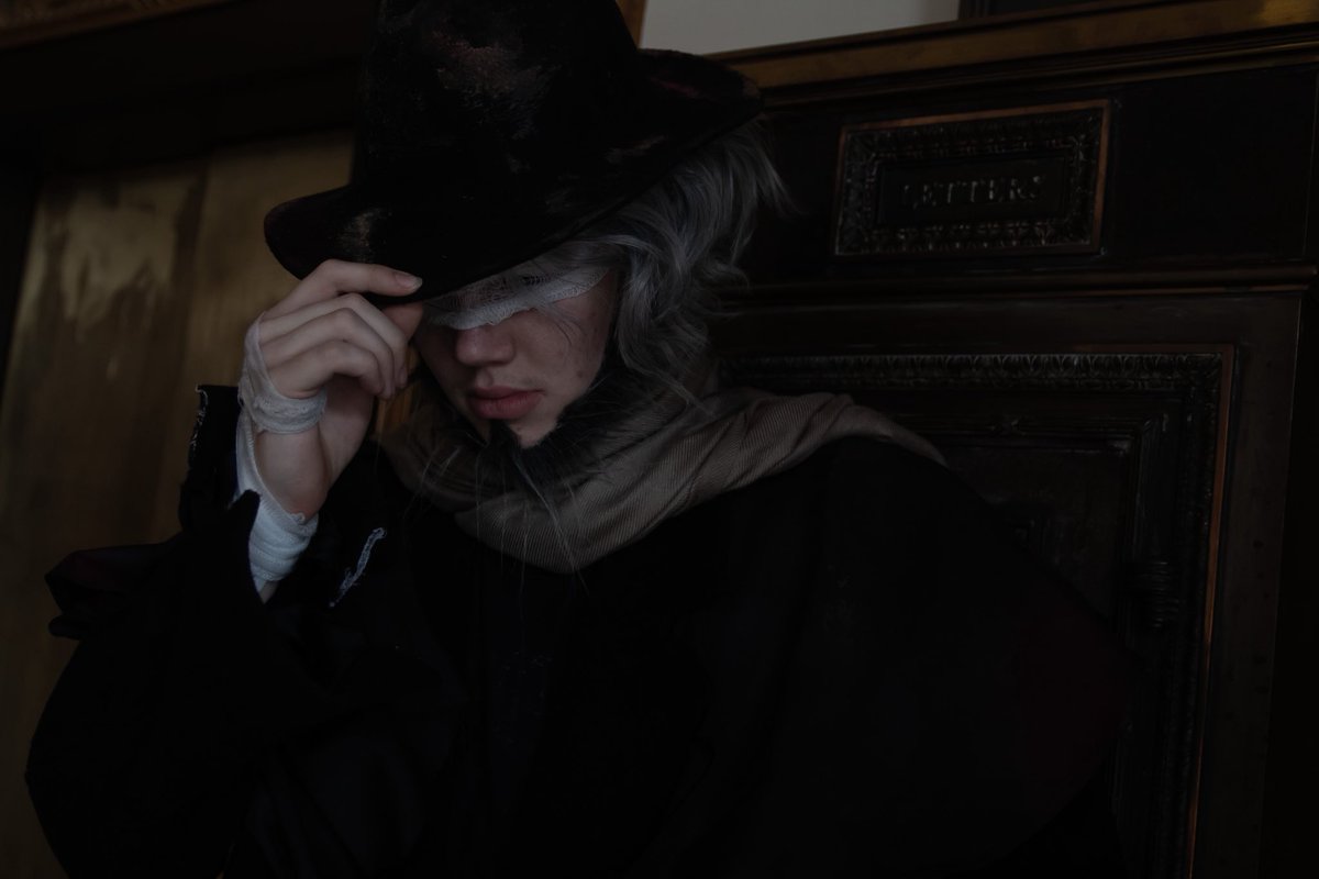 Happy birthday #bloodborne 

Oh yeah. I cosplayed papi Guac a few years ago. I should run him back