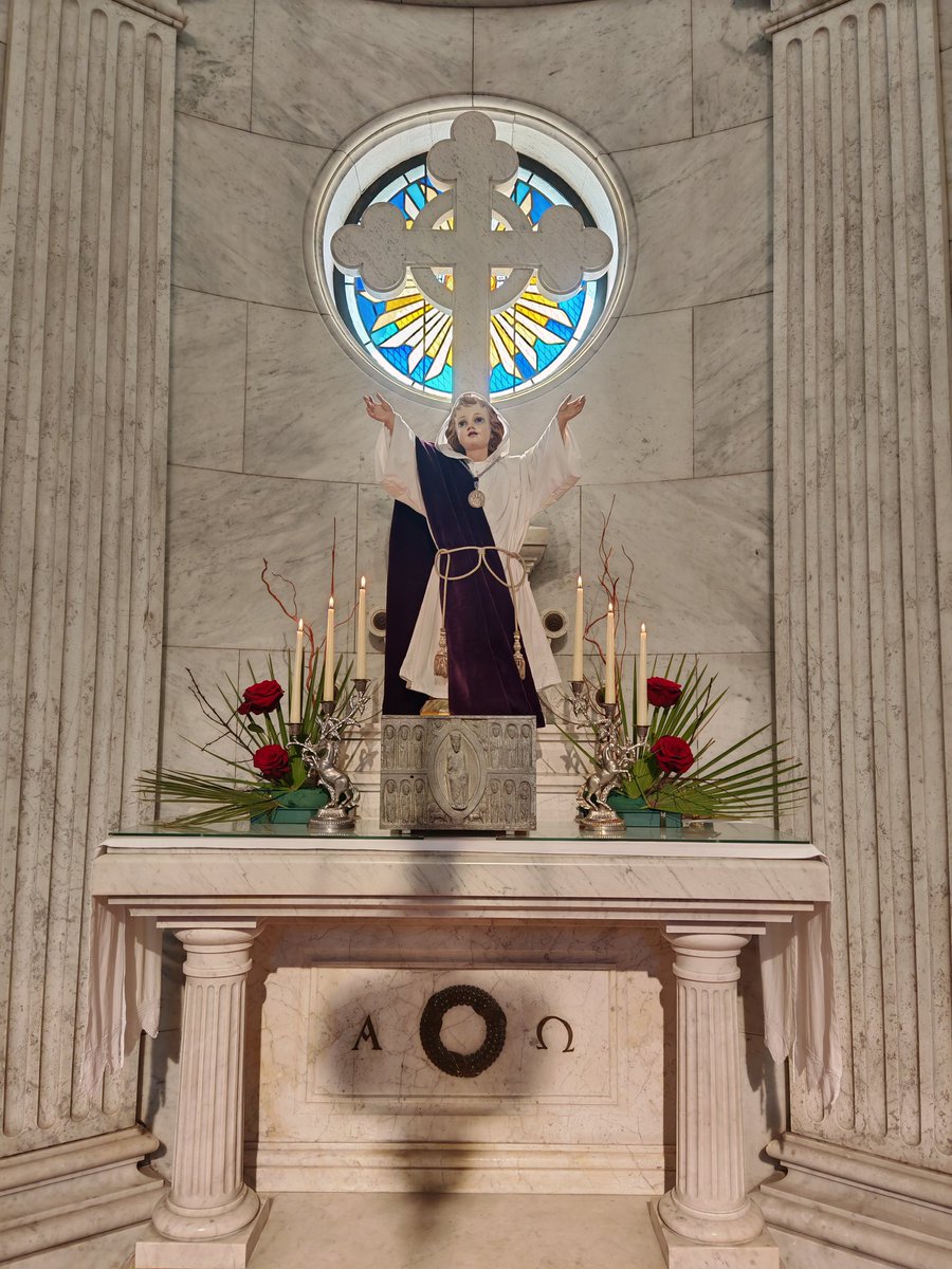 VirgenButarque's tweet photo. #PRIOSTÍA 🧰 |

🖤 El equipo de priostía de la Asociación, nos presenta la decoración estacional en la Ermita, para todos los hermanos y devotos de nuestra Madre en la Santa Cuaresma. 

#EstrelladelaMañana⭐
#SantaCuaresma➕ https://t.co/OSmEhUQ1PE