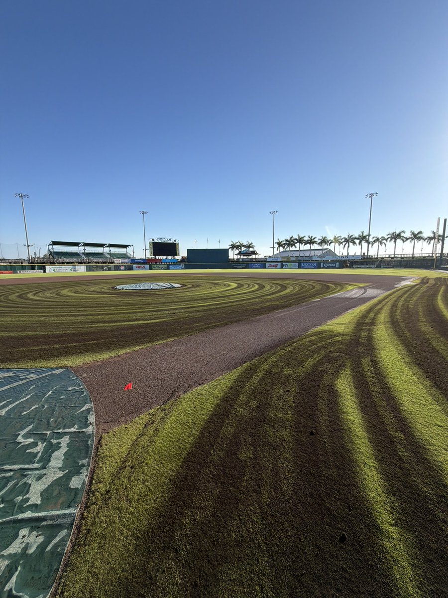 Joshua Sandel tweet media