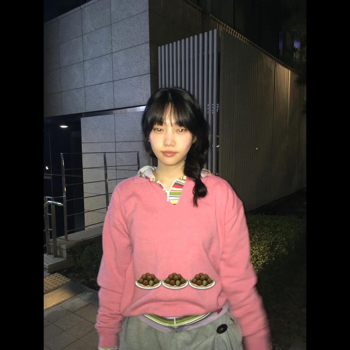 뭔가 얼굴이 뭔가 되게 초면이시다