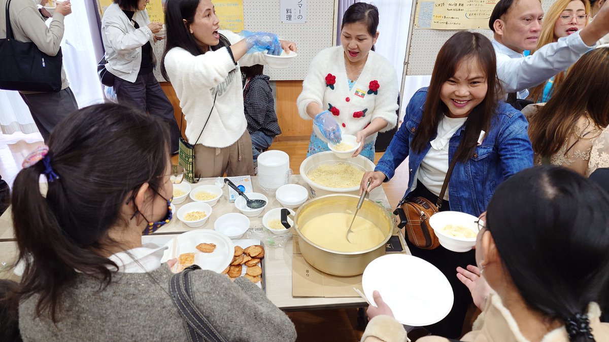 ROBO_SUPPO's tweet photo. 【ワールドフェスタ2026 in Yoshida】
3月15日 吉田町片岡会館にて開催。
この日は沢山の国の人々が会場に集まり、短い時間ながら、様々な国の人達がお互いを尊重しあい交流する、とても心温まる催しでした。

私達も協会会員として、今後もより良い共生社会の実現に向け微力ながら応援していきます。 https://t.co/VVbR6fxUD8