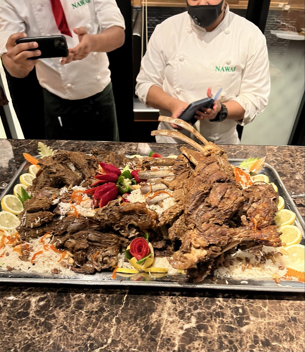 あんとん tweet media