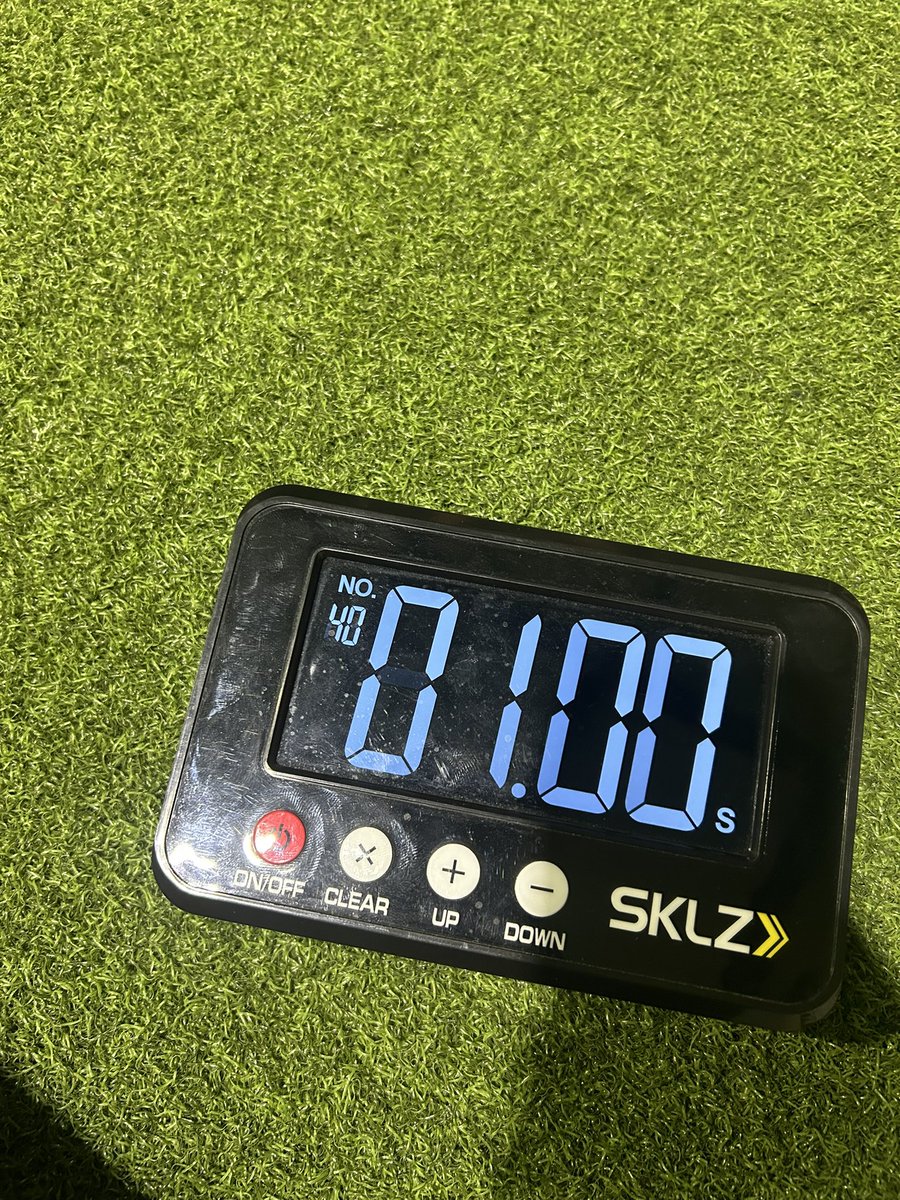 ClaytonMcArdle7's tweet photo. Great training session today new flying 10yd dash pr 1.00 flat!
@coach_andyscott @CoachNava7 @coach_dwise @WoodlandFootbal @DFO_AJ @RecruitGeorgia @NwGaFootball https://t.co/UiE8SnXEhI