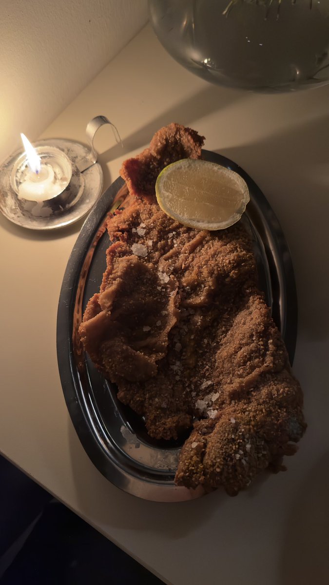 bruncheology's tweet photo. Sandino (bastante de moda el último tiempo) platos clásicos bien elaborados, buena carta de vinos, ambiente y música impecables! https://t.co/1ZjzGFQYVq