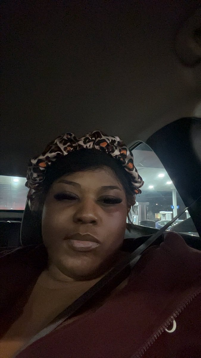 Domme Lynn 🧎🏼👢 tweet media