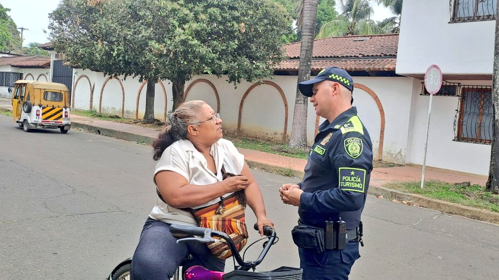 Departamento de Policía Meta tweet media