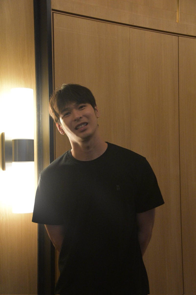 K A I 💛 tweet media