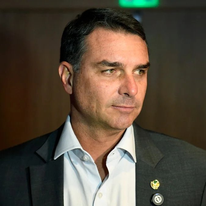 République tweet media