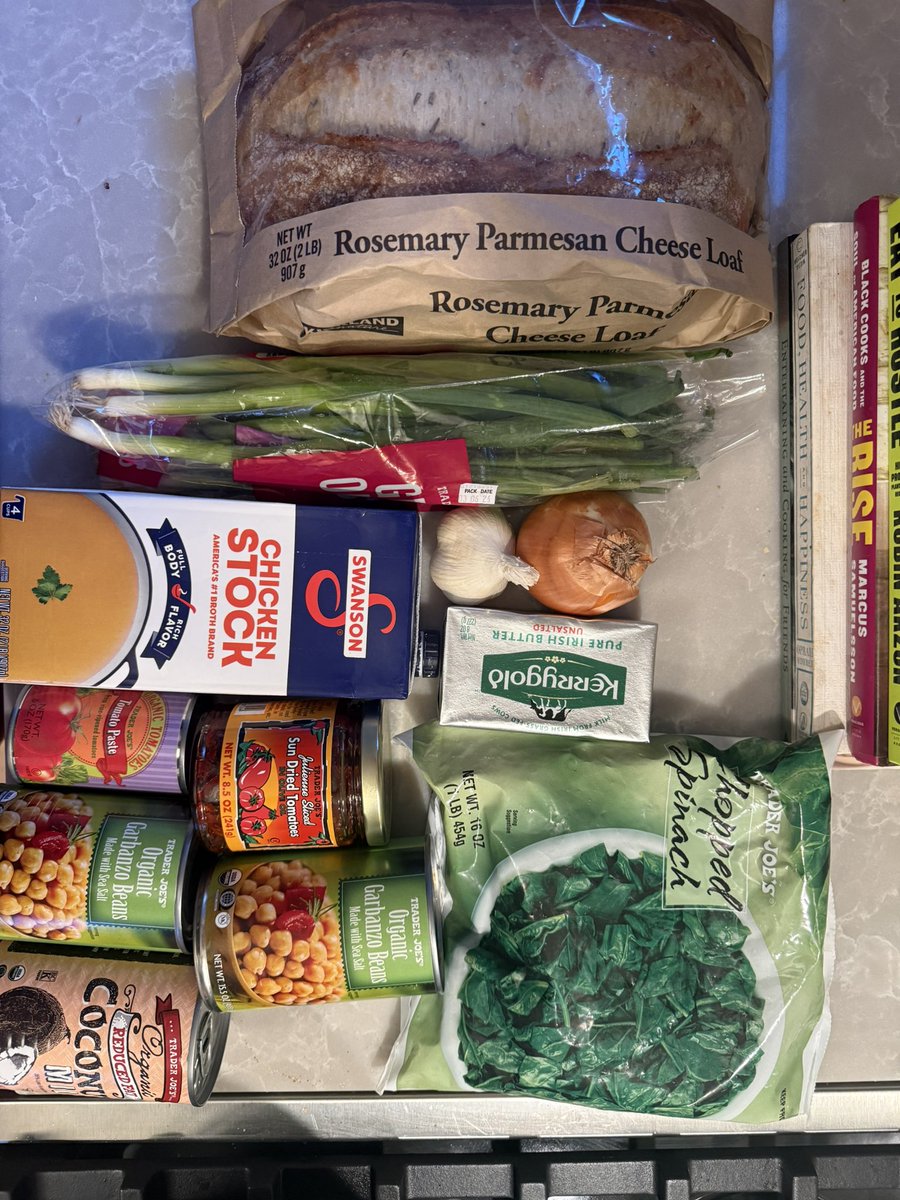 girly&wordly tweet media