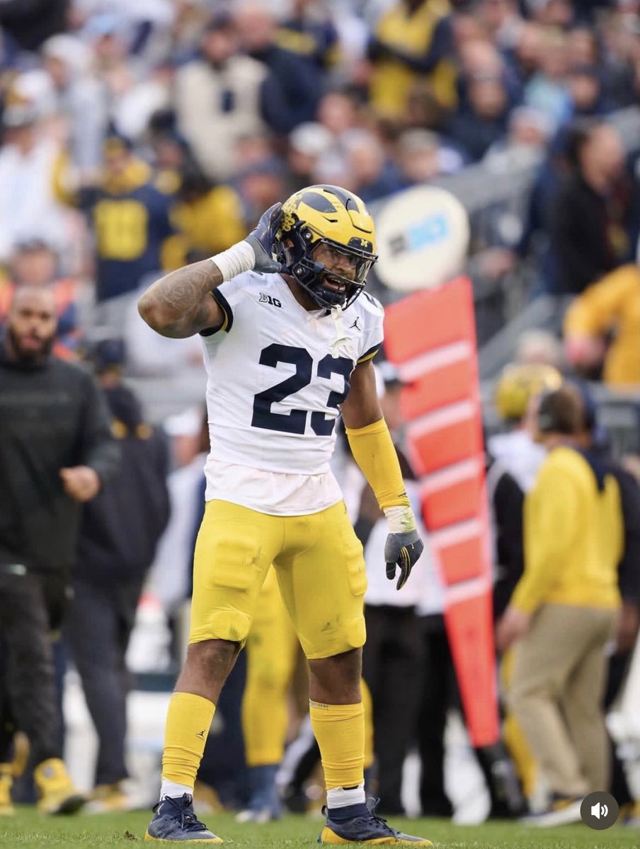 Jayden “Jbell “ Bell 6’5 DE ‘28 tweet media