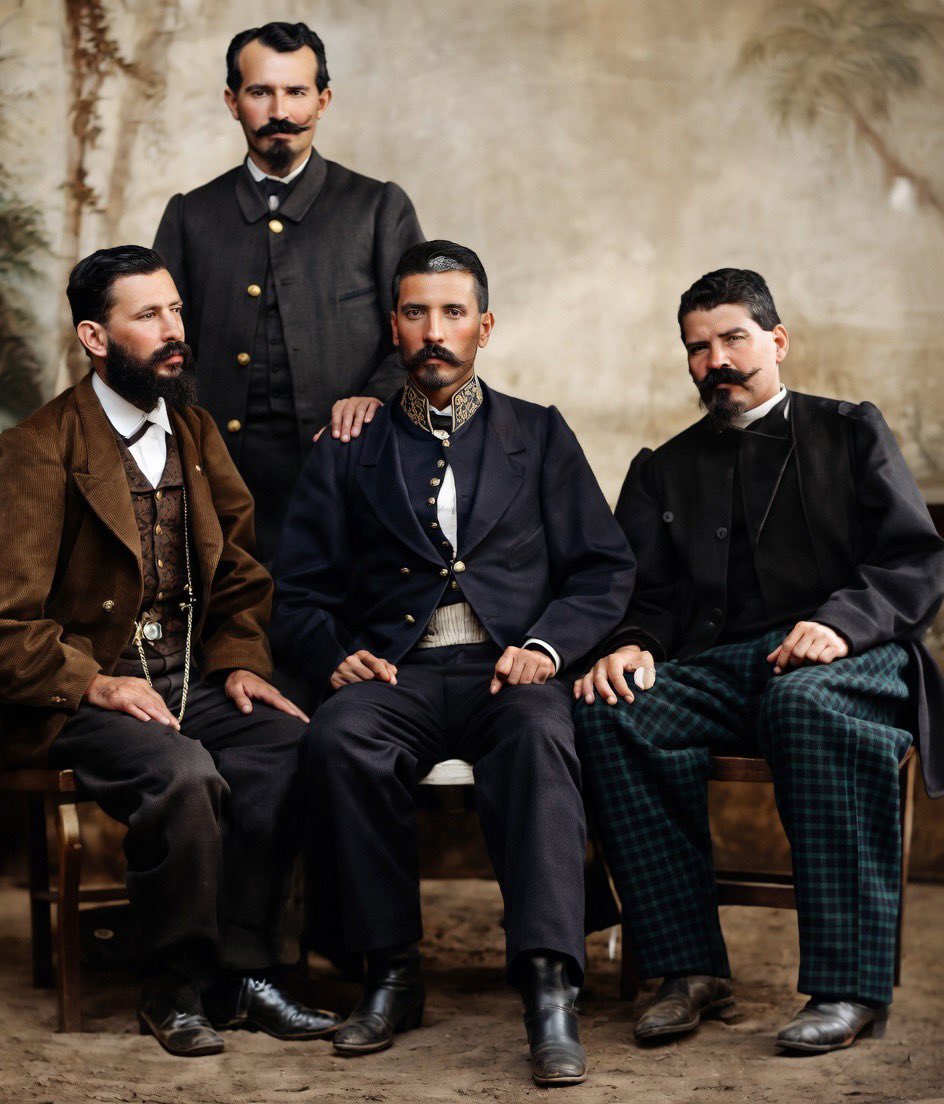 Tlatoani_Cuauhtemoc tweet media