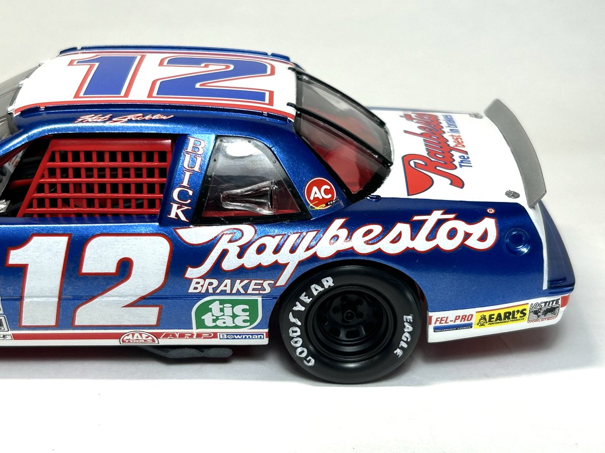 moto factory M'z tweet media