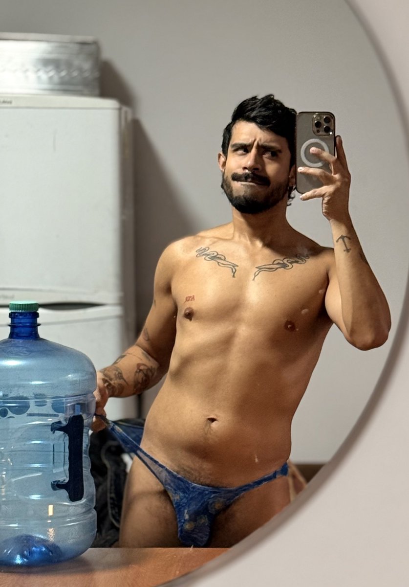 Bad Papi 🥴🌹 tweet media