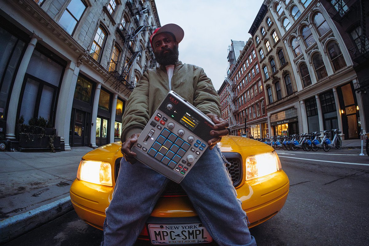 AKAI Pro Japan tweet media