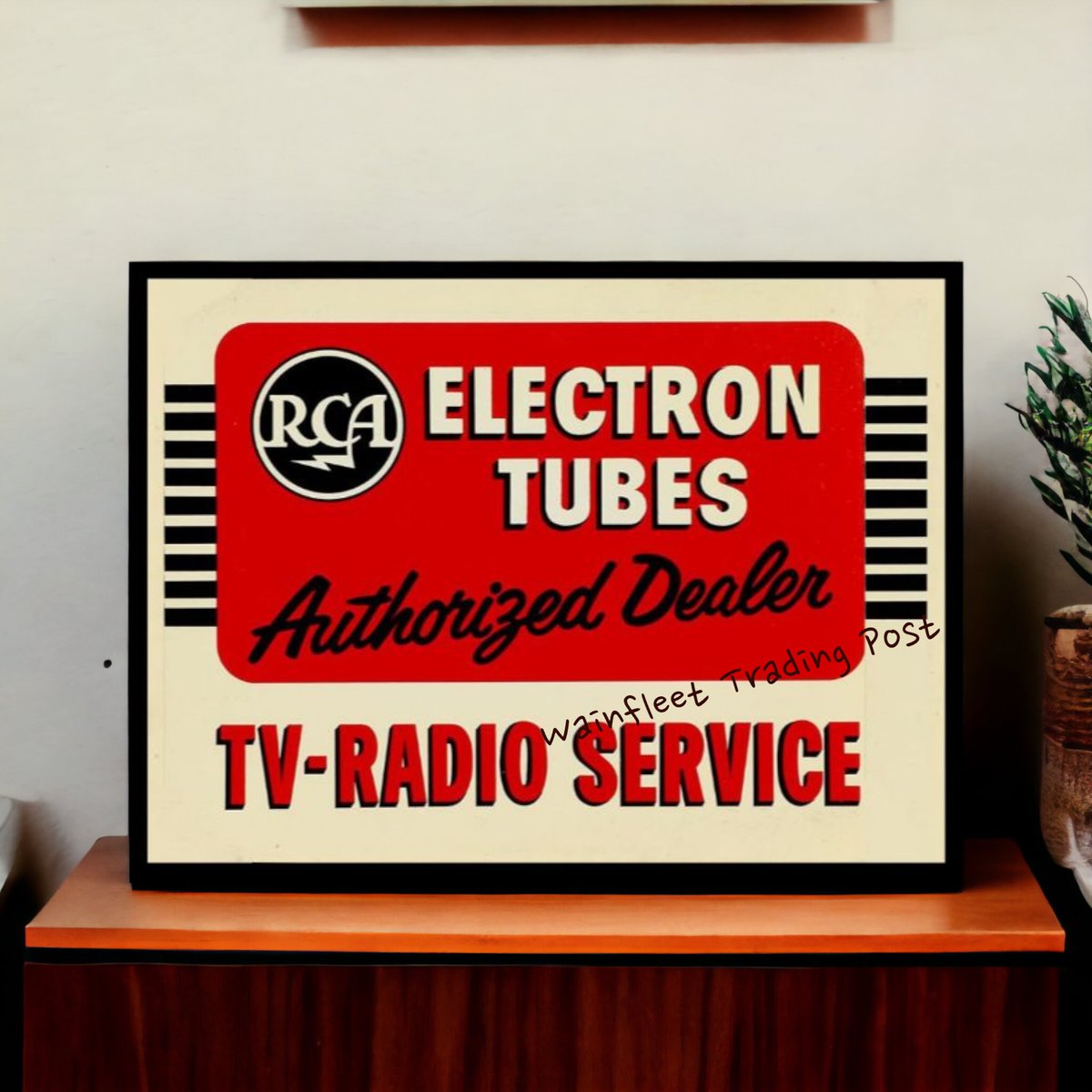 arlissbryant's tweet image. RCA Electron Radio Tubes Dealer Sign tuppu.net/920064ed #Etsy #kitchenconnection #CabinDecor