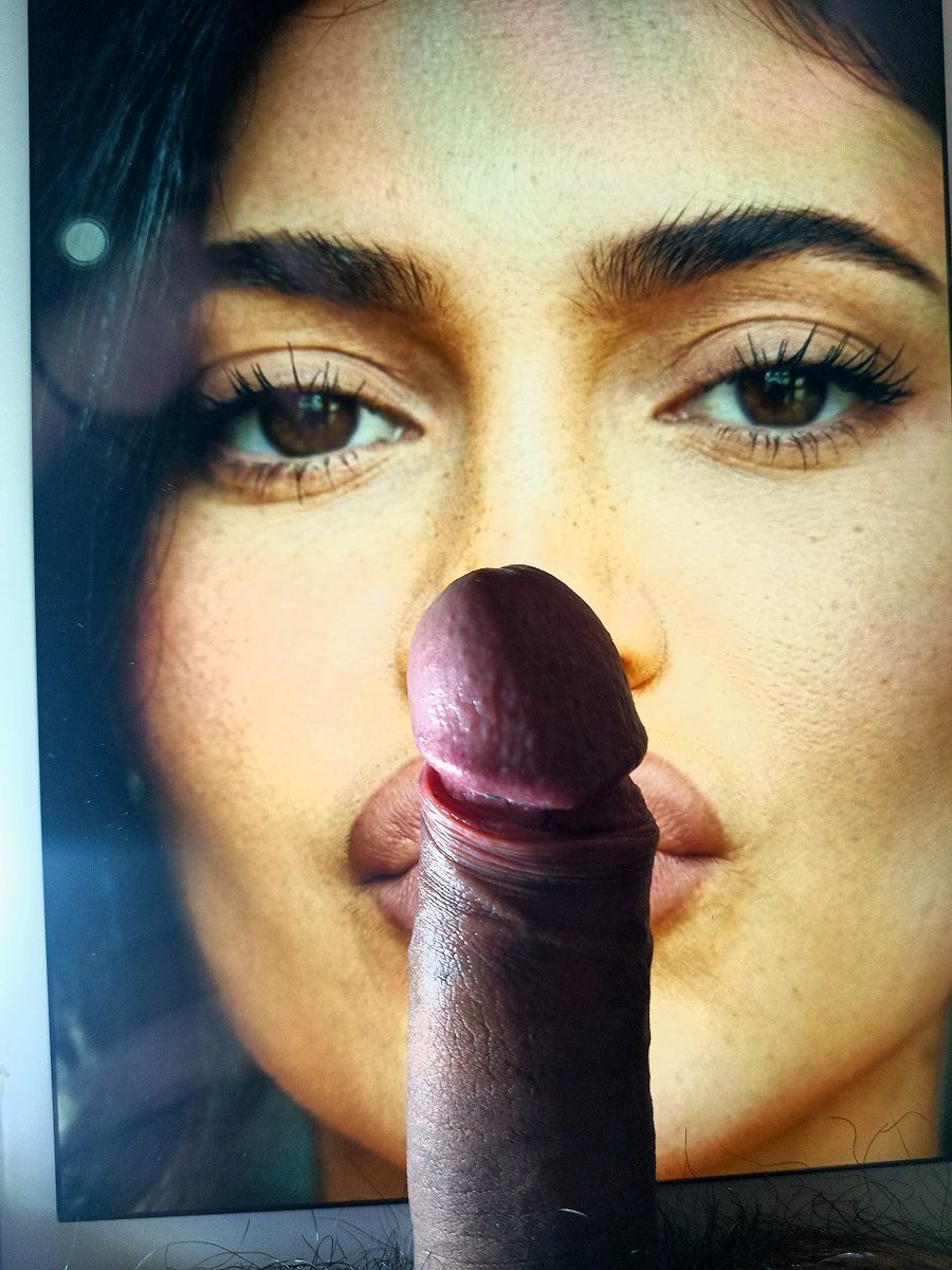 ConstantRuin tweet media