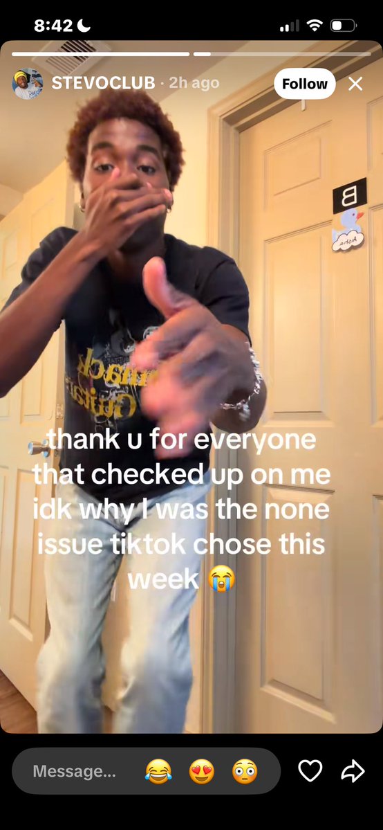 m ᠀𓏲 tweet media