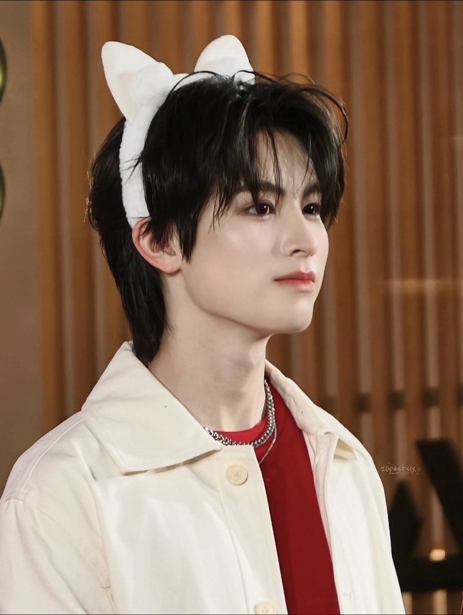 20PASTSIX ◡̈ tweet media