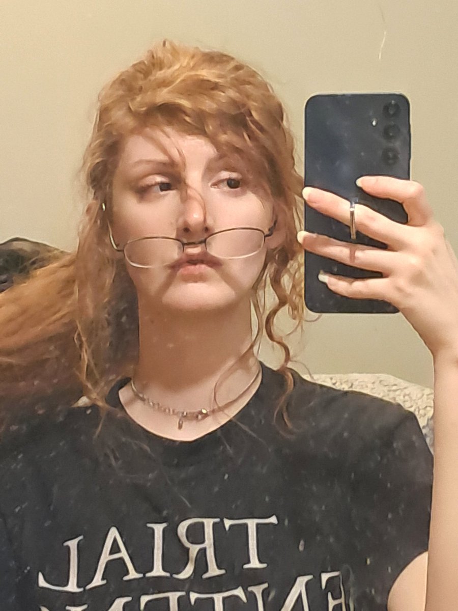 Business Woman Themed Clown tweet media