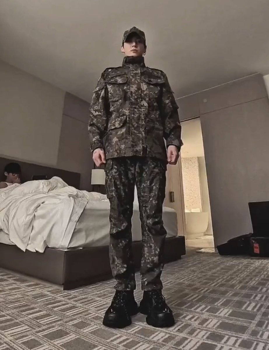 joof⁷ 🪭 | 아리랑 ⊙⊝⊜ | BTS LOCKDOWN tweet media