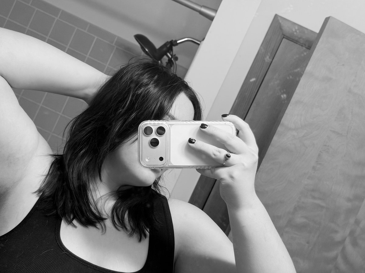 𝔪𝔬𝔯𝔤𝔦𝔢 tweet media