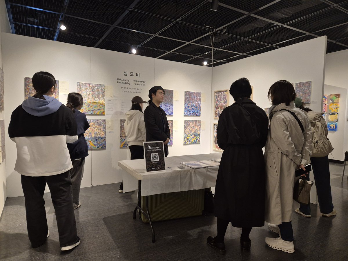 SIM_Moby tweet media