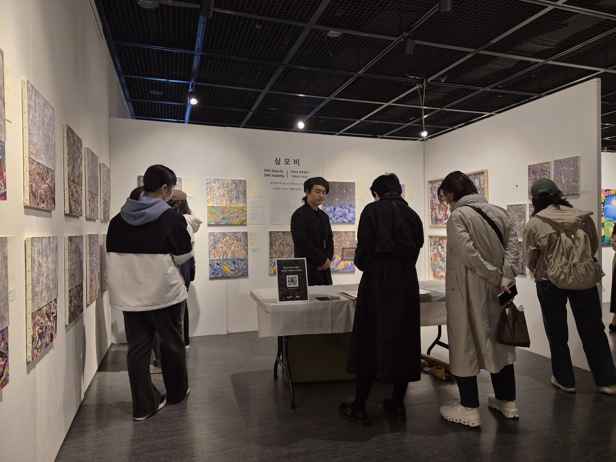 SIM_Moby tweet media