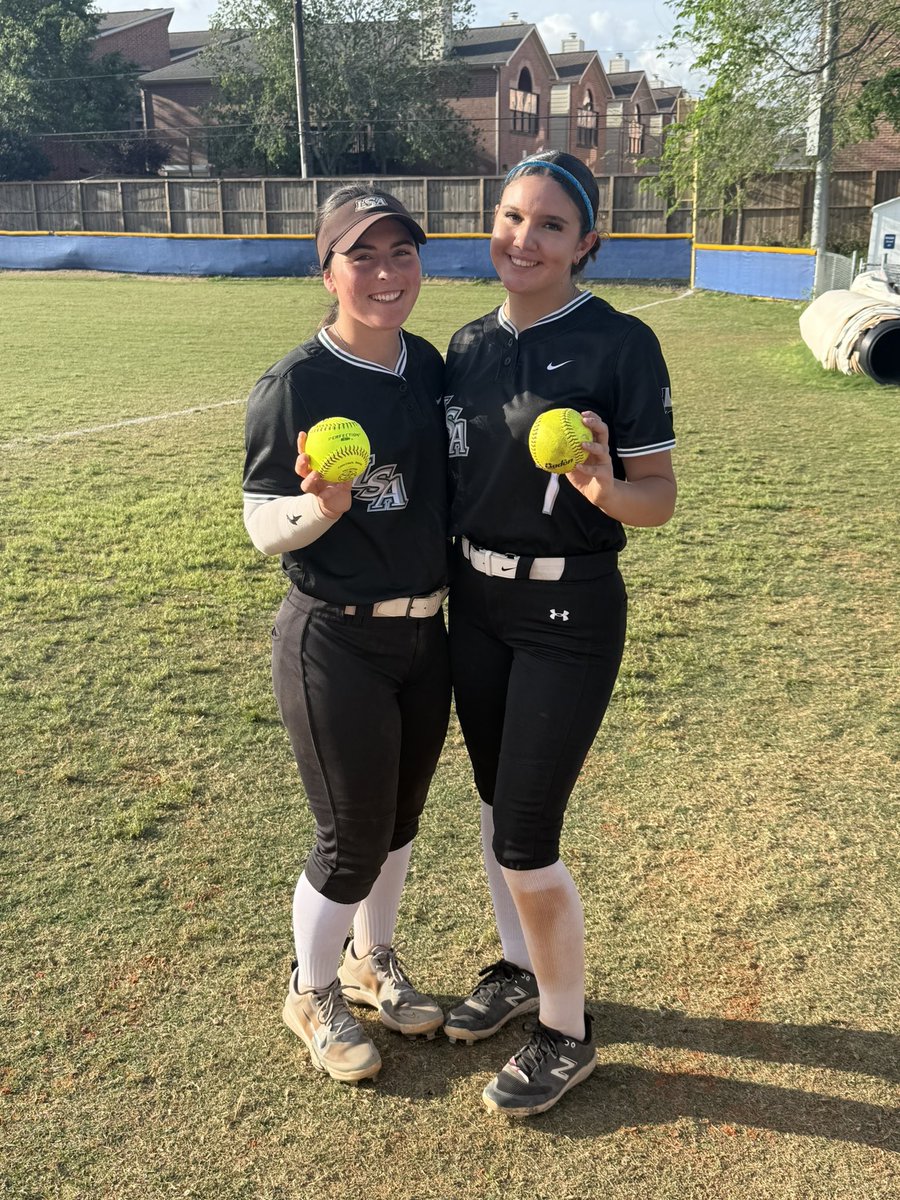 Lutheran South Academy Softball tweet media