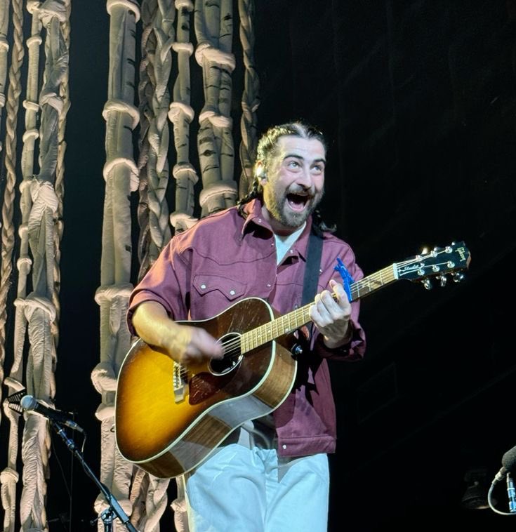 bela ⭒ tweet media