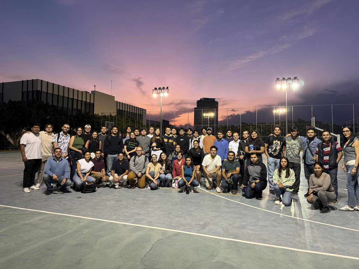 agronomoMX's tweet photo. Comienza el 2026 con mucha fuerza académica; en las primeras 5 semanas del semestre, hemos colaborado con 18 profesores, quienes a través de 4 Bloques han acercado la conversación AGRO a 266 estudiantes de una docena de carreras profesionales. https://t.co/Z9r9xvnUkv