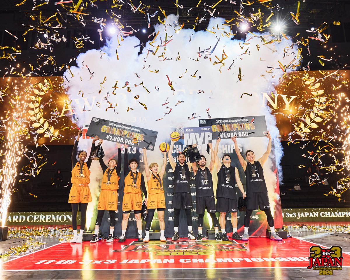 FLY Magazine tweet media