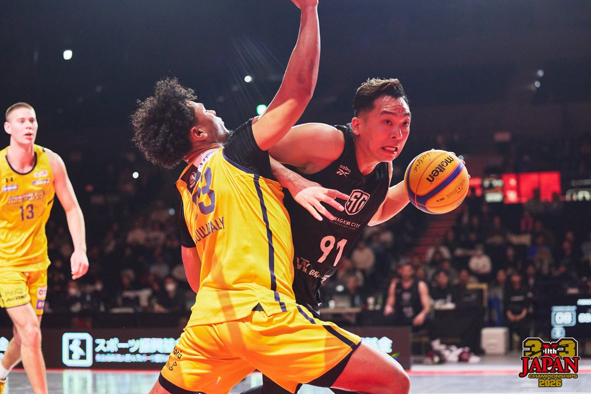 FLY Magazine tweet media