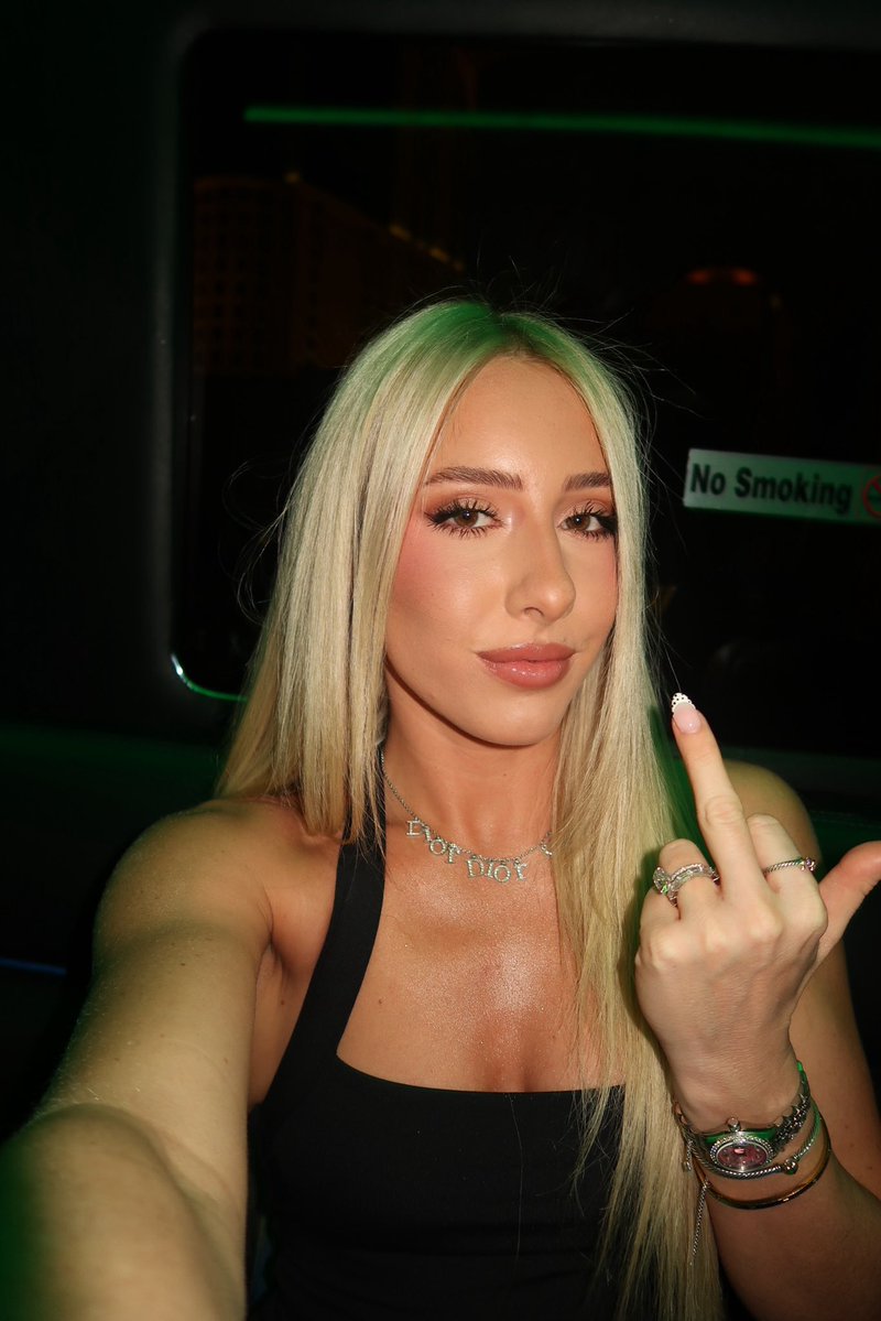 Goddess Ava ♡ tweet media