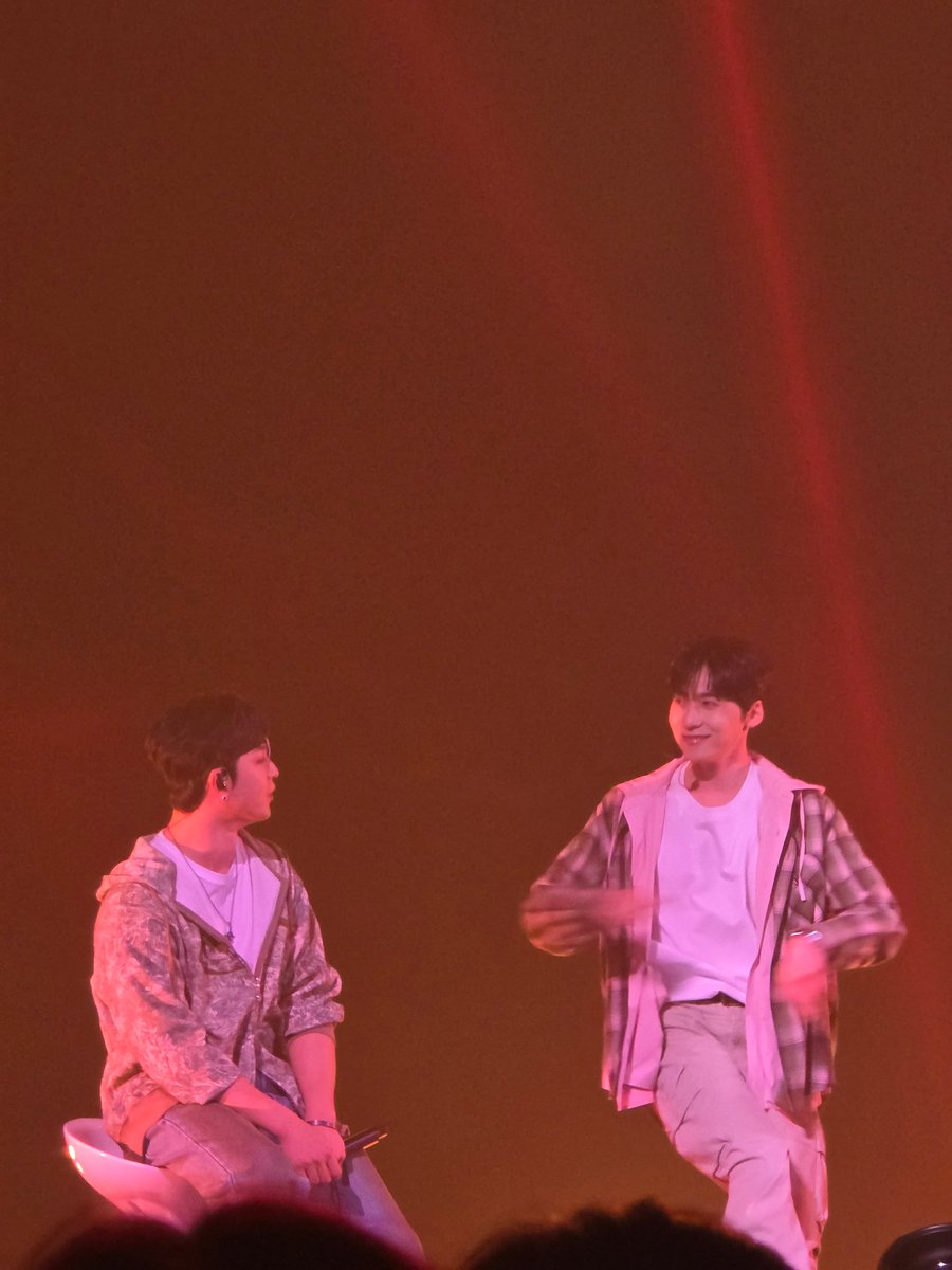 ｡☀︎⋆원어스☾⋆☀︎｡ tweet media