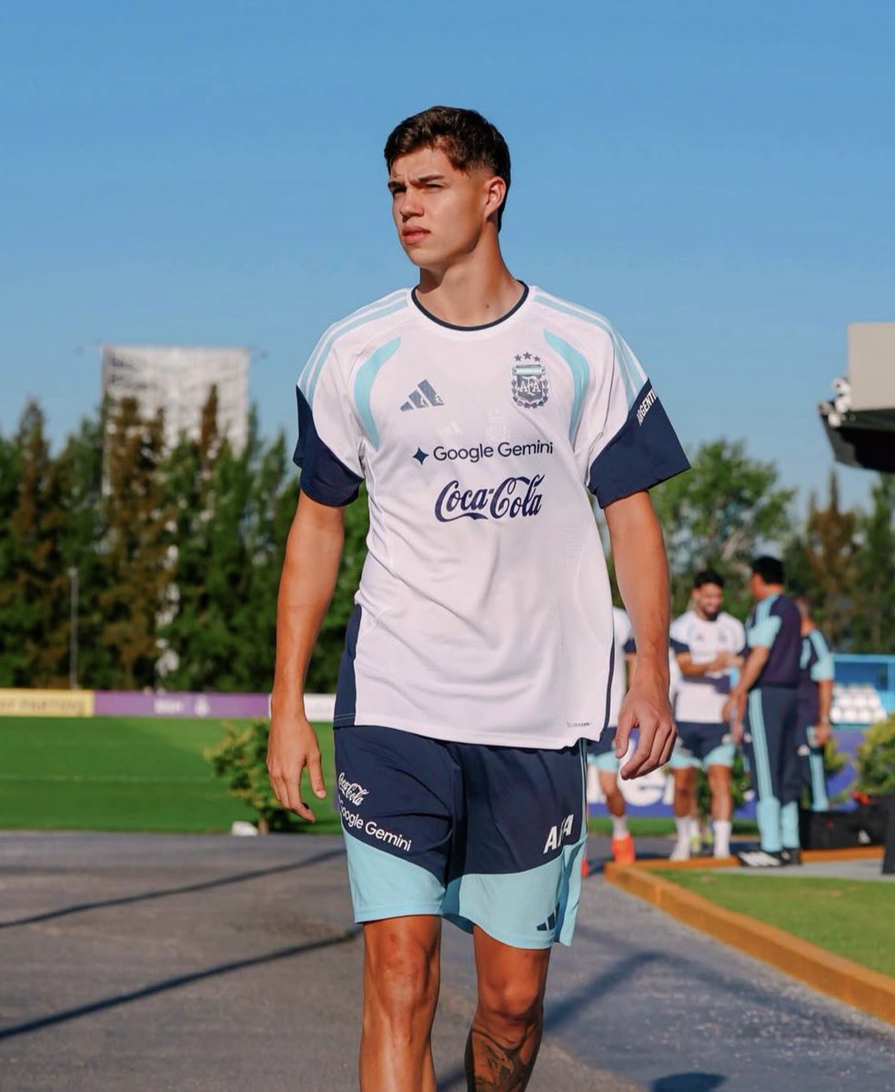 Fer Pujol tweet media