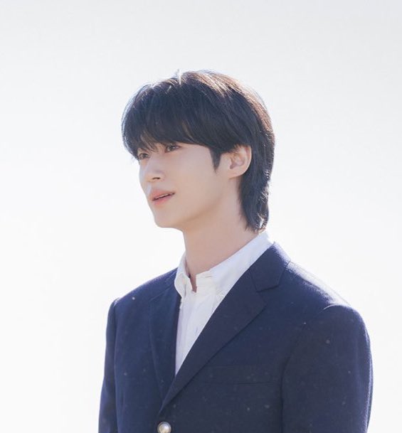 21𝓼𝓽 𝓒𝓮𝓷𝓽𝓾𝓻𝔂 𝓟𝓻𝓲𝓷𝓬𝓮𝓼𝓼 tweet media