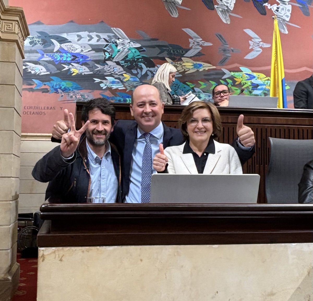 ¡HABEMUS LEY! 🐄🌳

Aprobado en último debate el Proyecto de Ley de mi autoría: Ganadería Sostenible y Libre de Deforestación.

Con esta ley logramos:

• Una ganadería más eficiente y productiva
• Menos deforestación
• Protección real de bosques y ecosistemas estratégicos
•