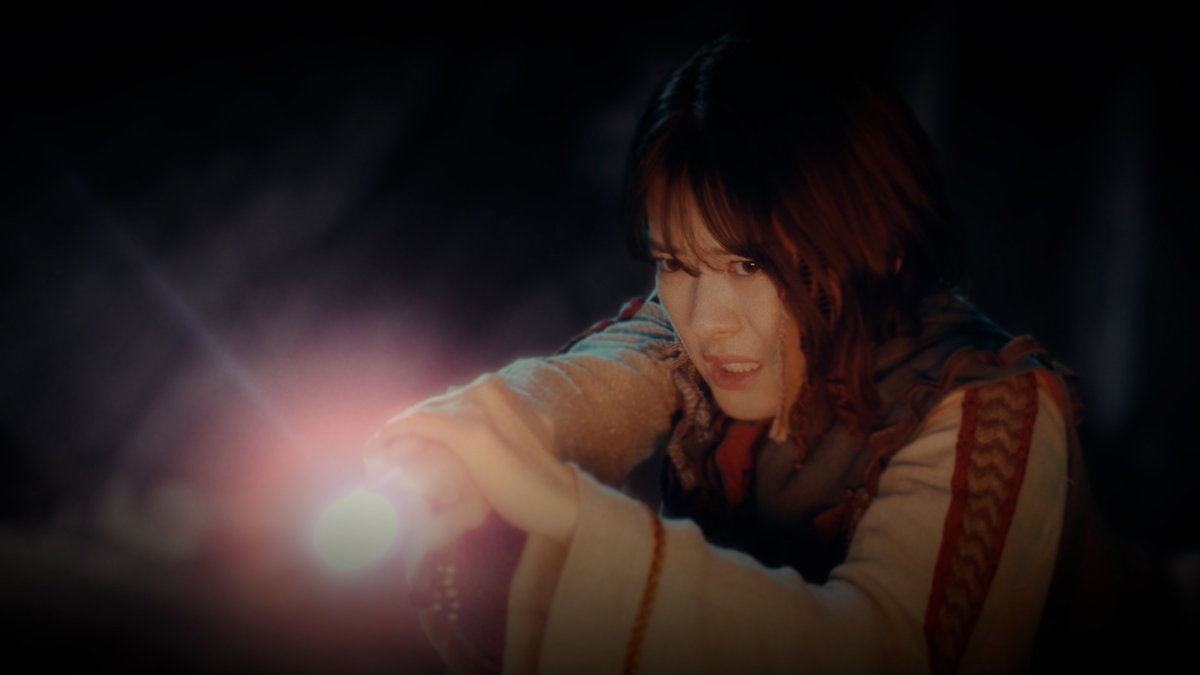 GARO_PROJECT's tweet photo. ◯━━
『#牙狼東ノ界楼』
　episode 8「砂楼」
先行場面写真公開！！
　　　　　━━━◯

ゲートを狙うサンドウォーリアーズを必死に抑え込む魔戒法師たち。
レクトルの窮地に、ホラー・アクアスからエルミナを救った道外流牙が駆けつける。

■『牙狼＜GARO＞ 東ノ界楼』絶賛放送中！
#牙狼 https://t.co/M5spC5UibR