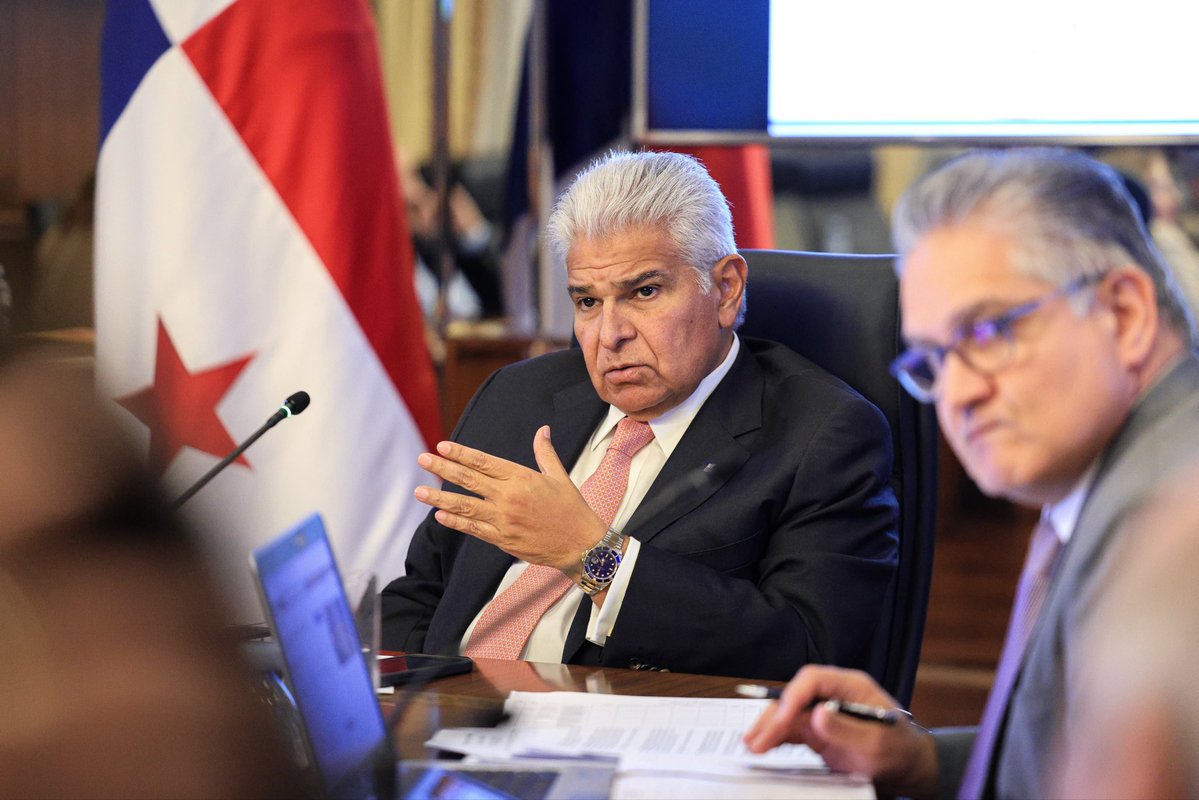 Astrid Salazar tweet media