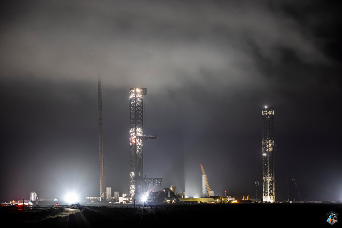 Starbase Surfer tweet media