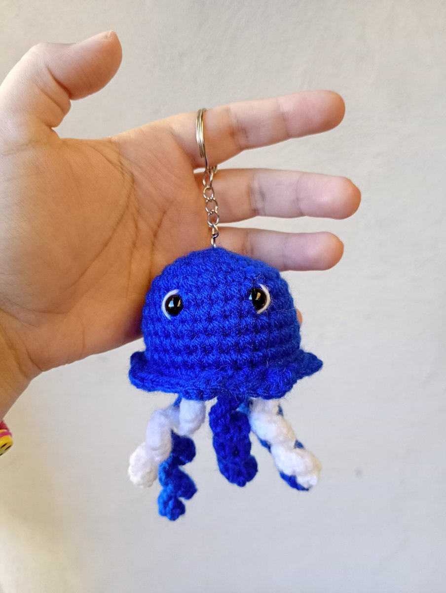 Eviil_Rick's tweet photo. Hola buenass estoy haciendo amigurumis personalizados,soy de Rosario mí instagram es tamaki.tejiditos 
Si quieren compartir o seguirme se los agradezco ❤️
#TheAmazingDigitalCircus #Jax https://t.co/3KZ6p63jNy