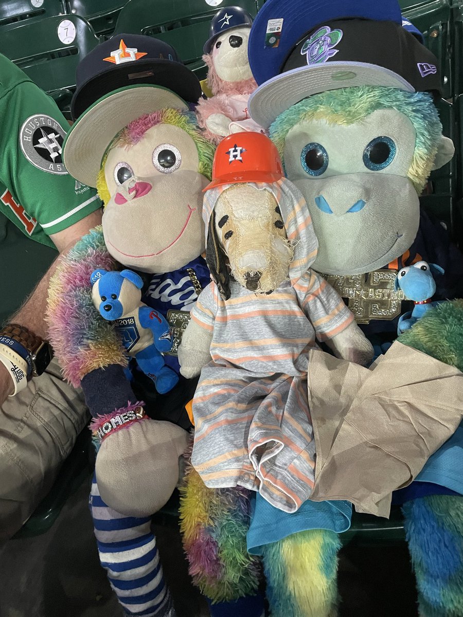 SnoopyAstro's tweet photo. Ready to #ChaseTheFight.  @astros https://t.co/ebm3lkppRo