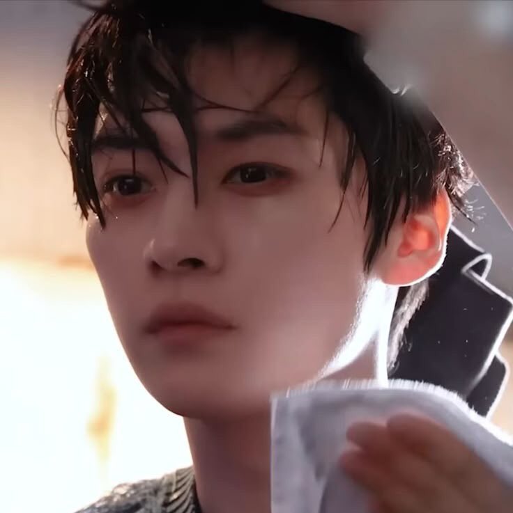 Lee Know Brazil 🐰 tweet media