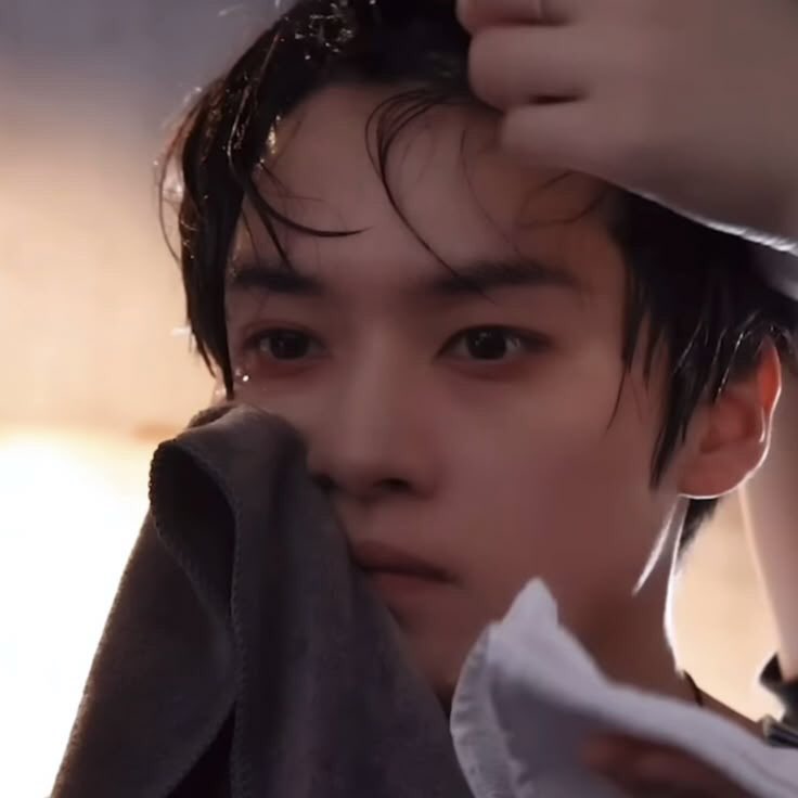 Lee Know Brazil 🐰 tweet media