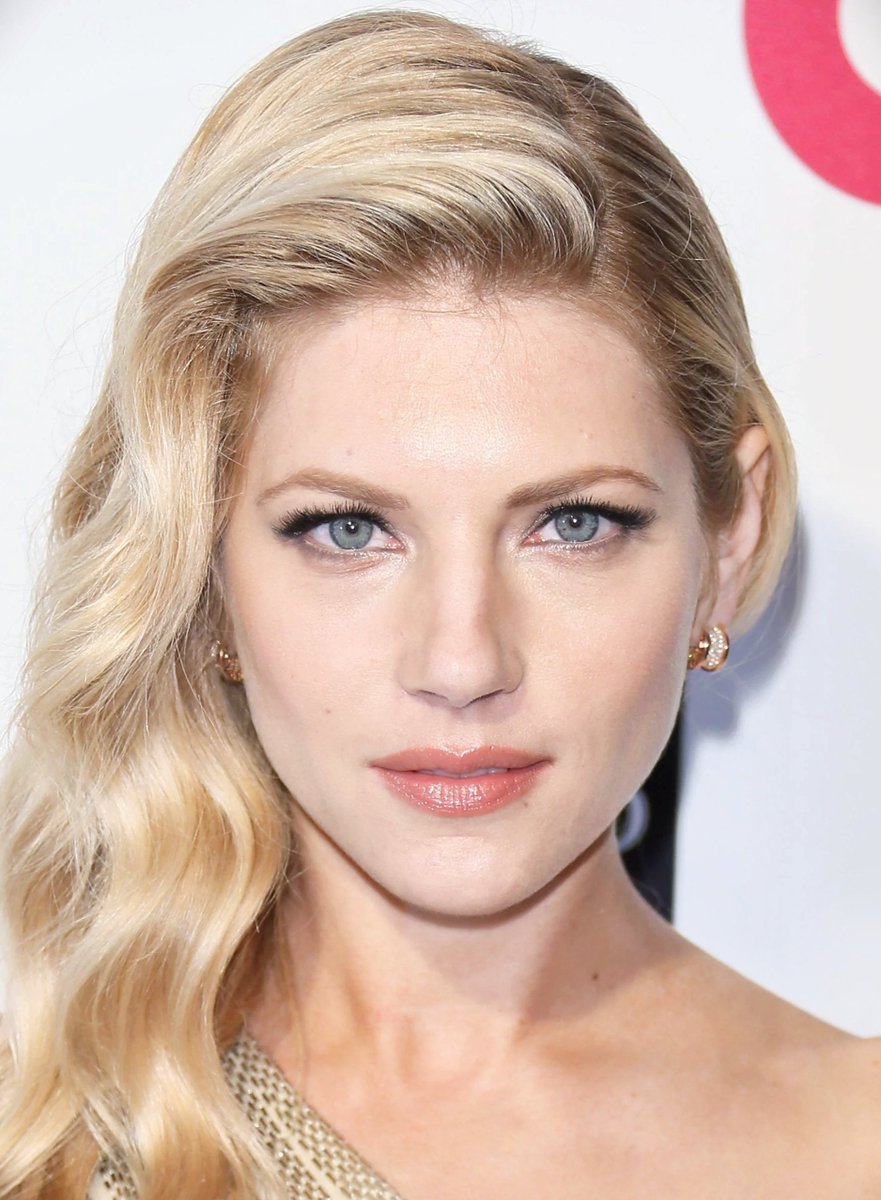 HollywoodFaces tweet media