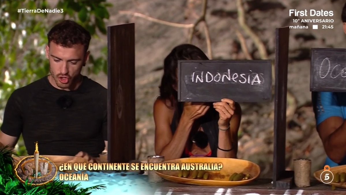 soy @tonghazo 🫧🏝️ tweet media