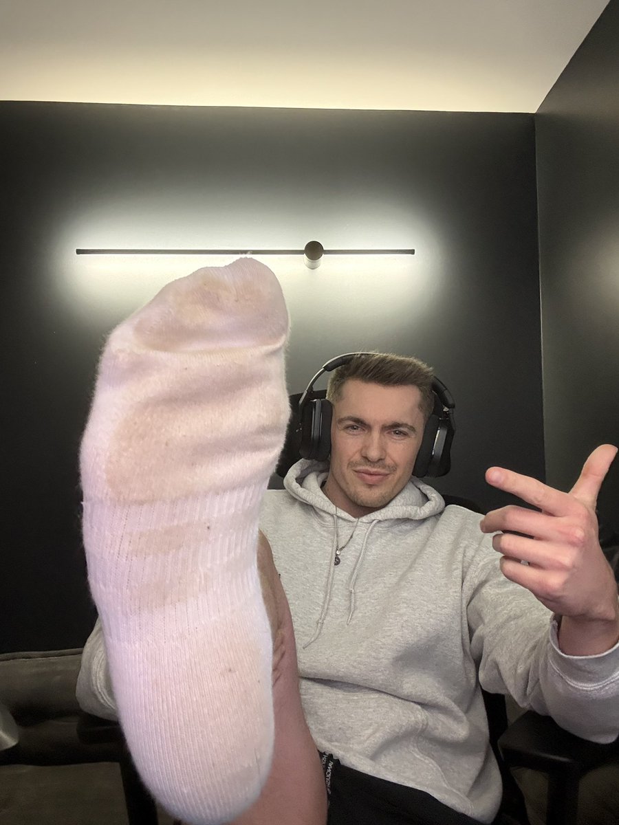 Alpha Alex 🐺 tweet media