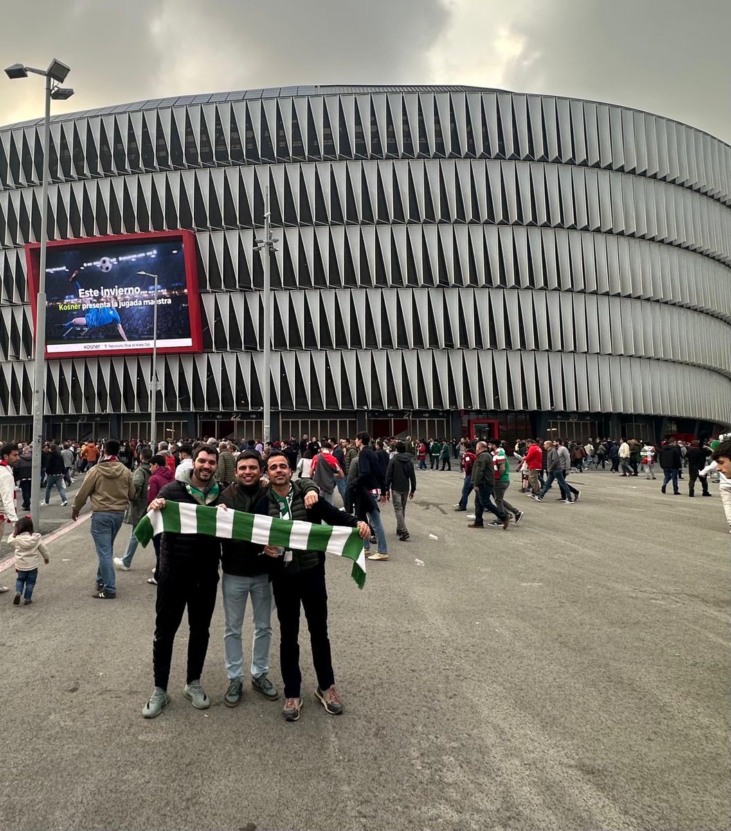 Peña Bética "El Barril" tweet media