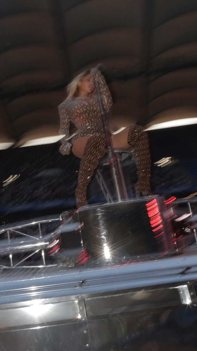 chels𐚁 tweet media